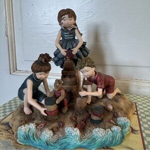 Lang & Wise “Day At The Beach” Figurine – Special Friends First Edition 2000